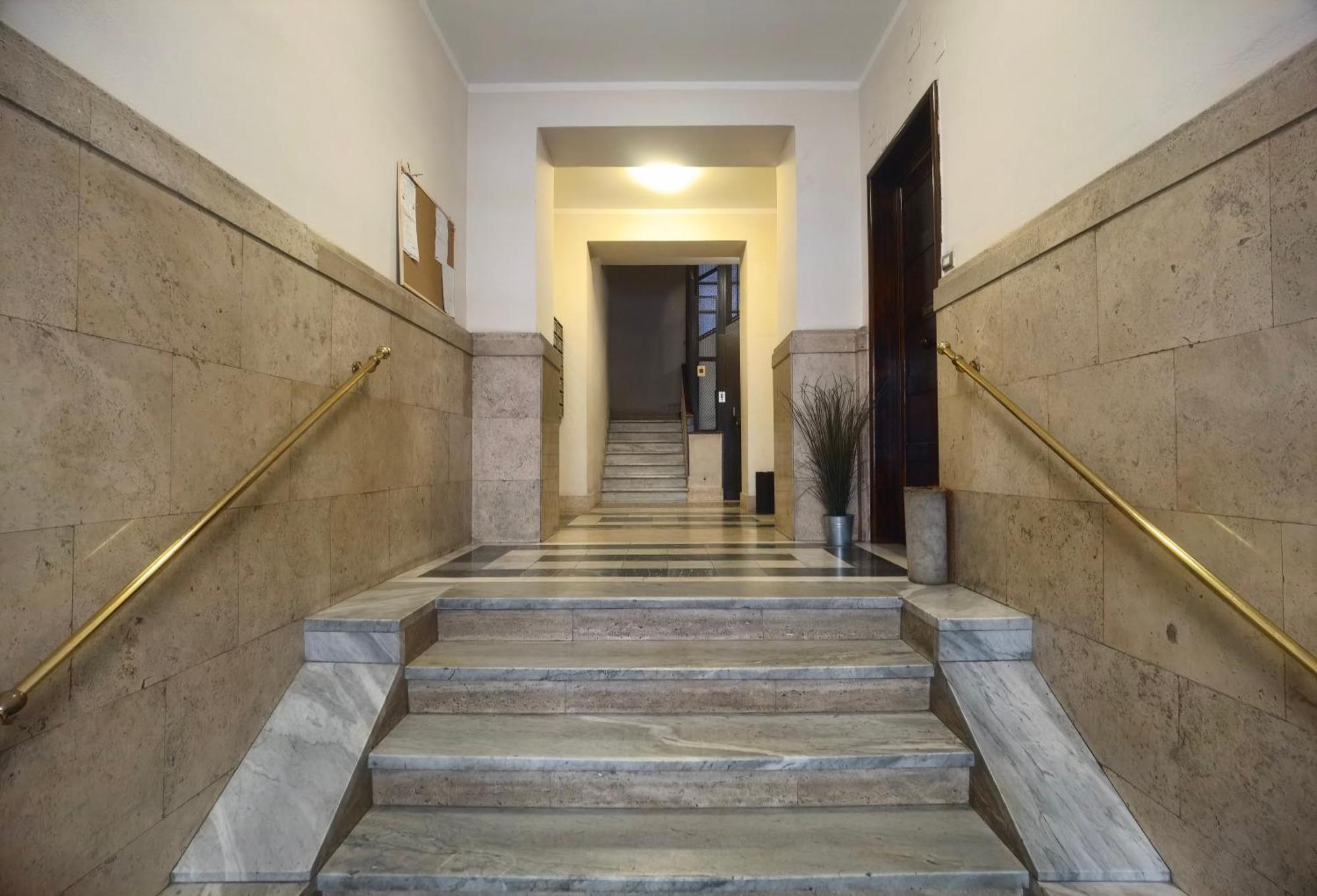 Metro Lodi Apartment Рим Экстерьер фото